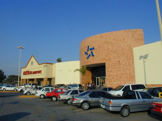 Shopping Mall Movie Theaters